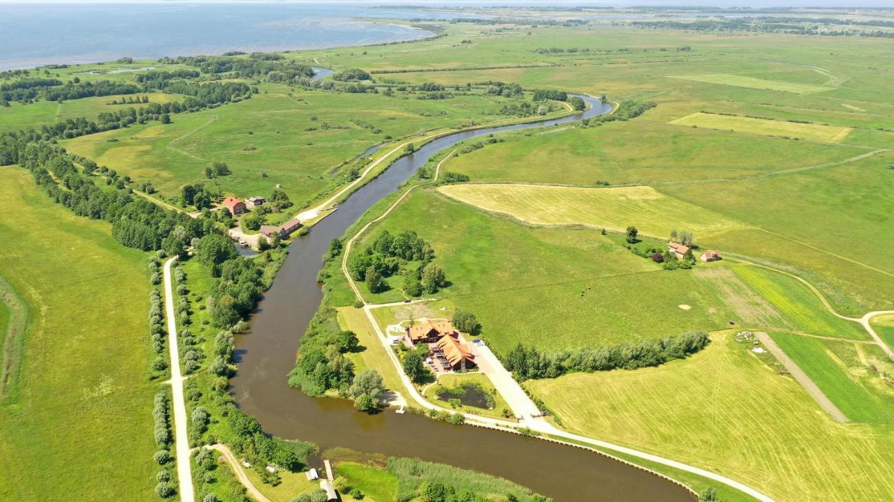Rusne Villa Bagian luar foto